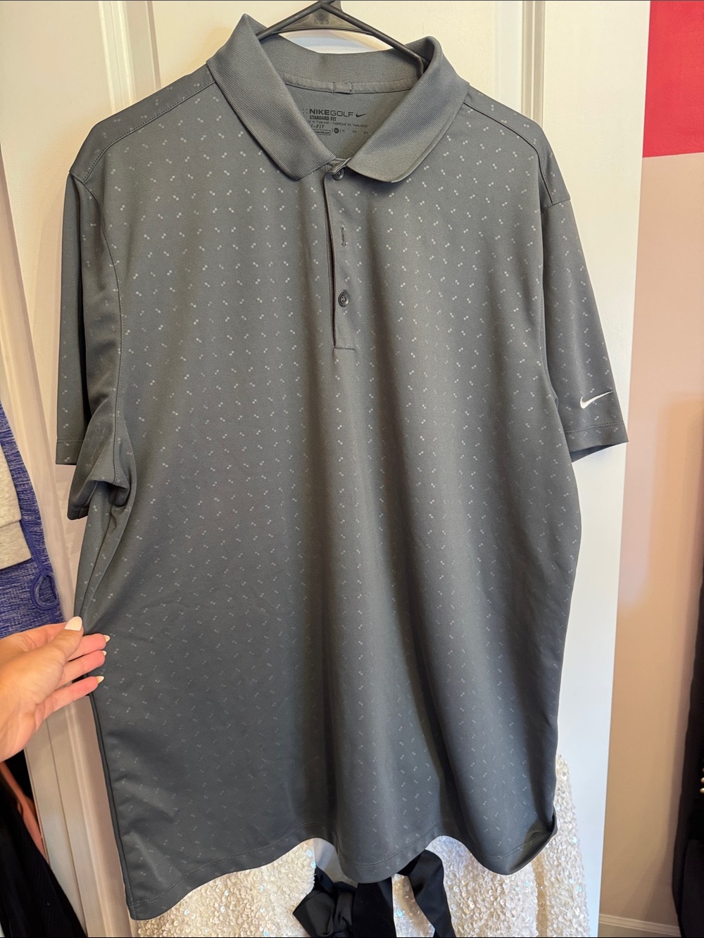 Nike Men’s Dark Gray Polo with Subtle Dot Texture